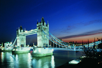 عکس بنای پل برج لندن