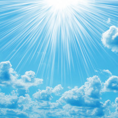 عکس آسمان و ابر و اشعه خورشید