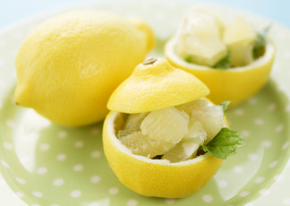عکس میوه قاچ شده لیمو