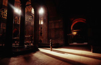 عکس مسجد اسلامی و توریست
