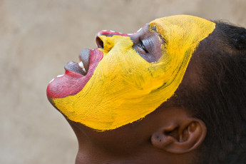 عکس صورت نقاشی شده مرد آفریقایی