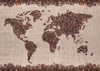 عکس نقشه جهان با دانه های قهوه