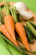 عکس هویج و سبزیجات در ظرف