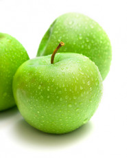 عکس سه سیب سبز