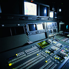 عکس دستگاهای ضبط در استودیو