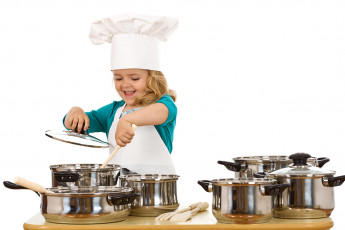 عکس دختربچه آشپز