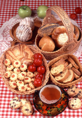 عکس نان و کلوچه های سنتی