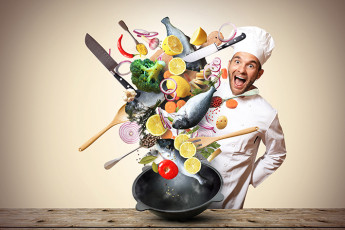 عکس سرآشپز با قابلمه و سبزیجات